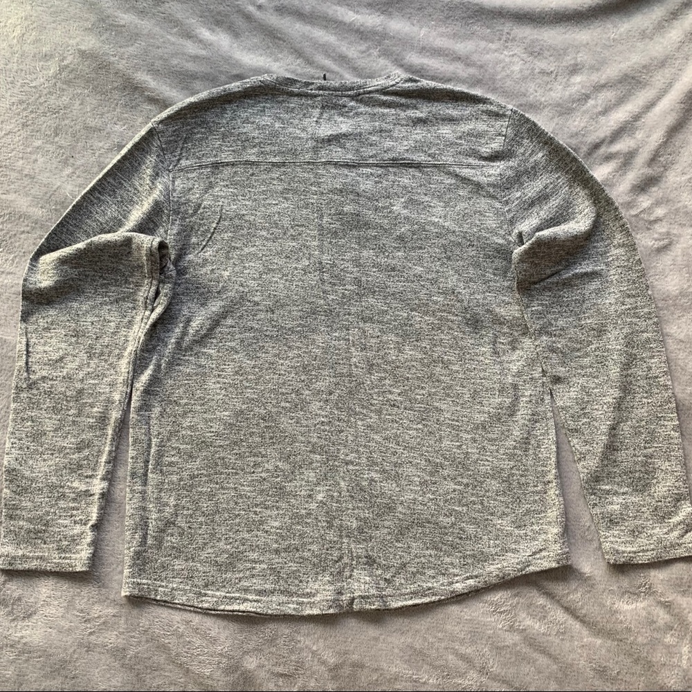 Volcom pull over - Picture 3 of 3